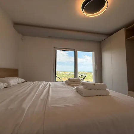 公寓 Artline 尼亚·蒙达尼亚